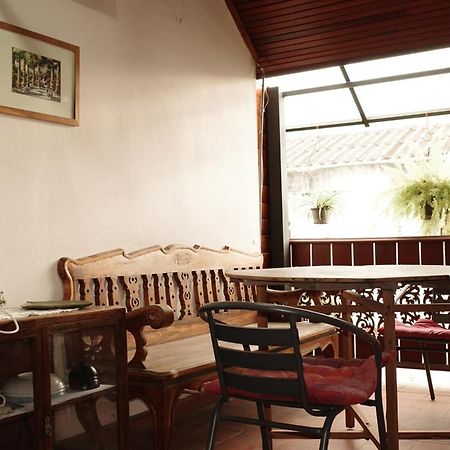 ทิปท็อปไทย เฮาส์ Hotel เชียงใหม่ ภายนอก รูปภาพ