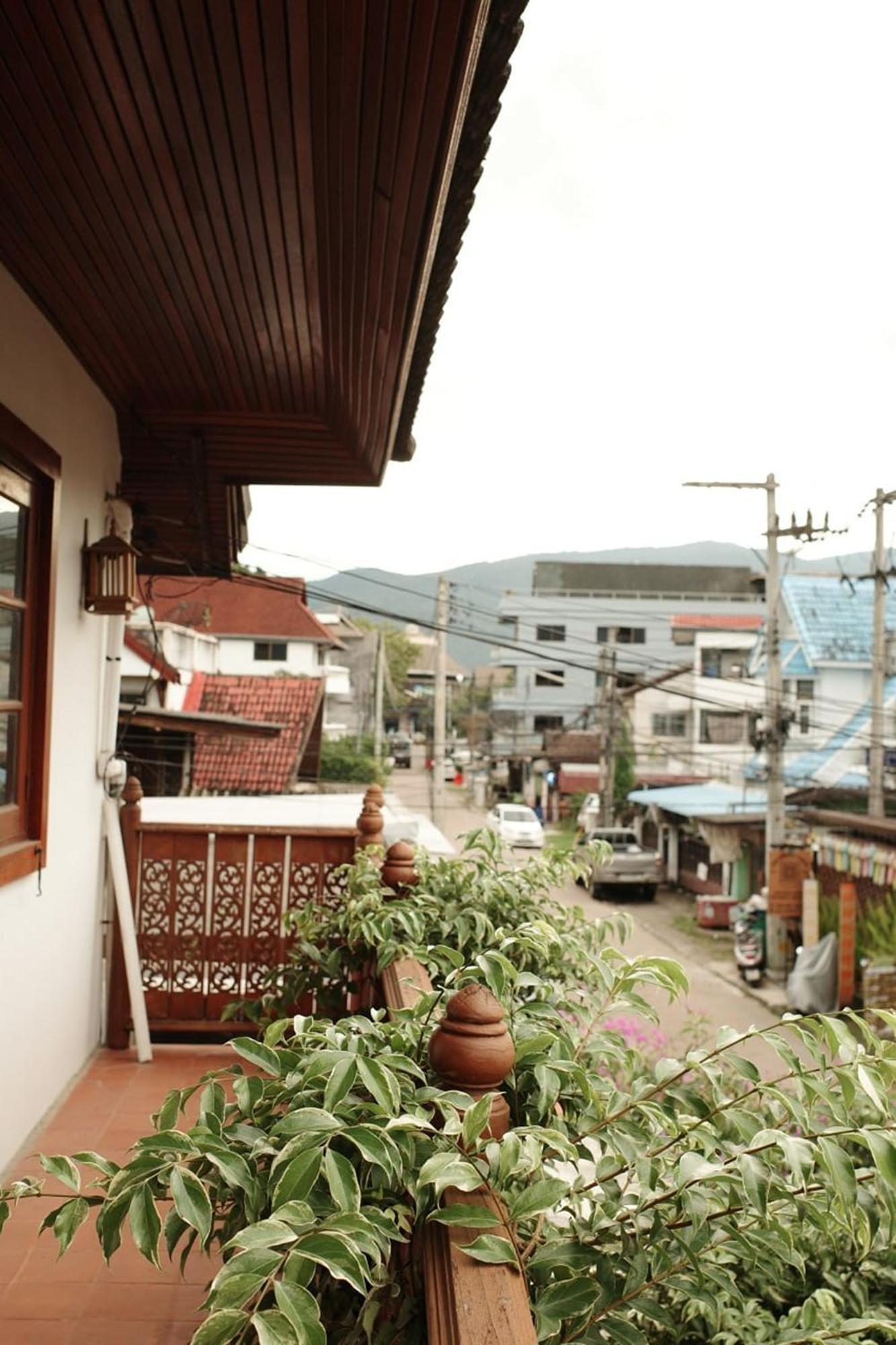 ทิปท็อปไทย เฮาส์ Hotel เชียงใหม่ ภายนอก รูปภาพ