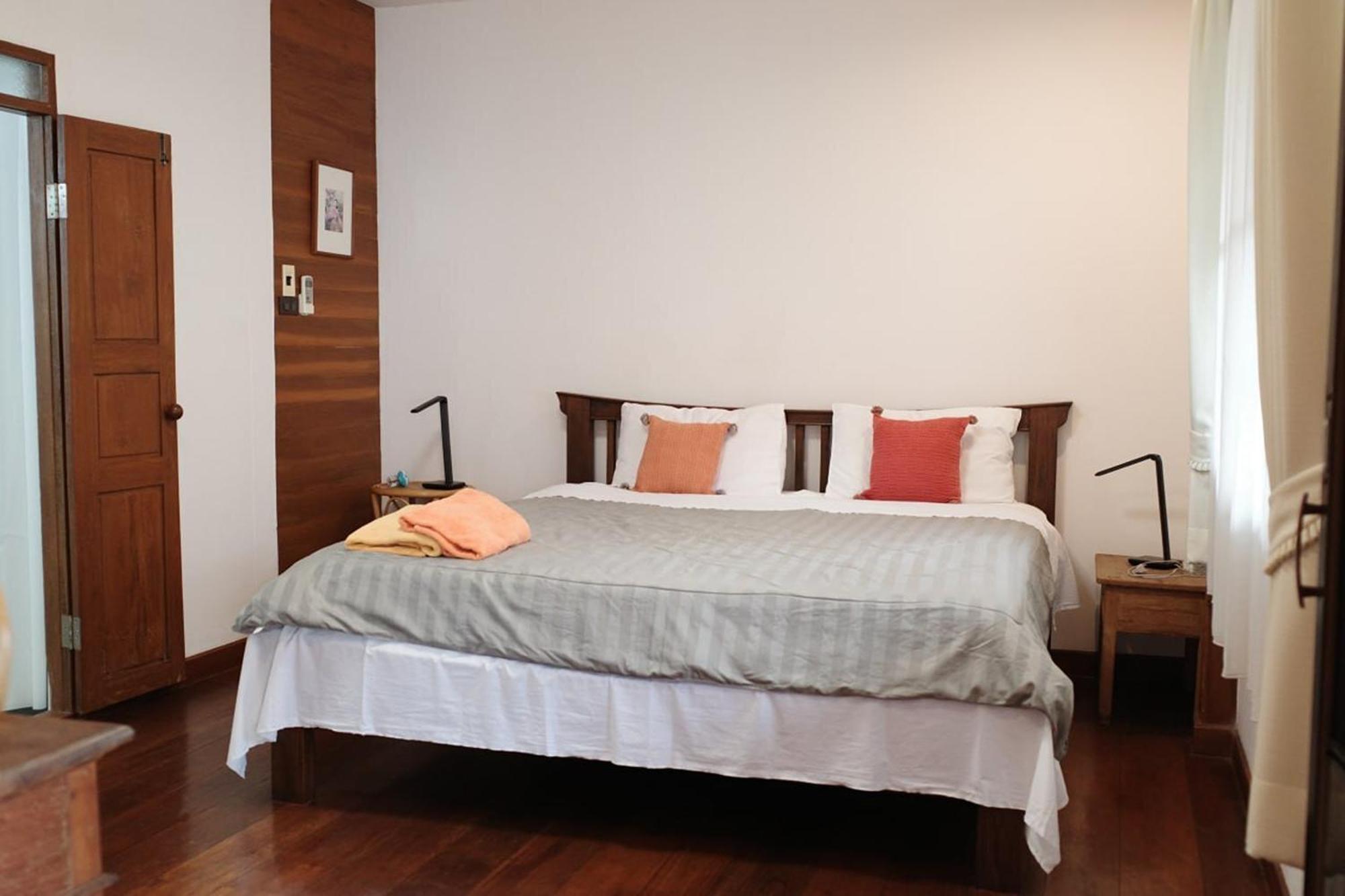 ทิปท็อปไทย เฮาส์ Hotel เชียงใหม่ ภายนอก รูปภาพ