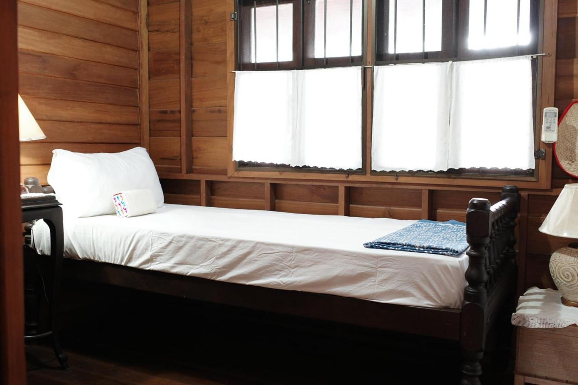 ทิปท็อปไทย เฮาส์ Hotel เชียงใหม่ ภายนอก รูปภาพ